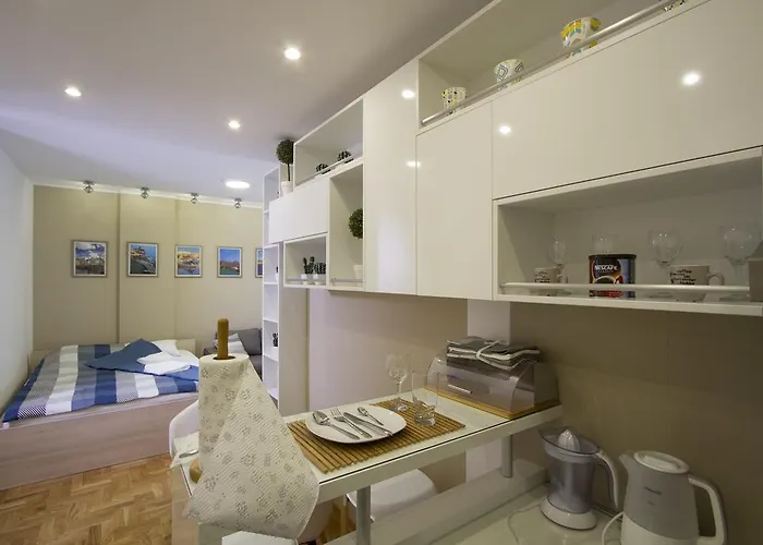 Lux Life Apartment
